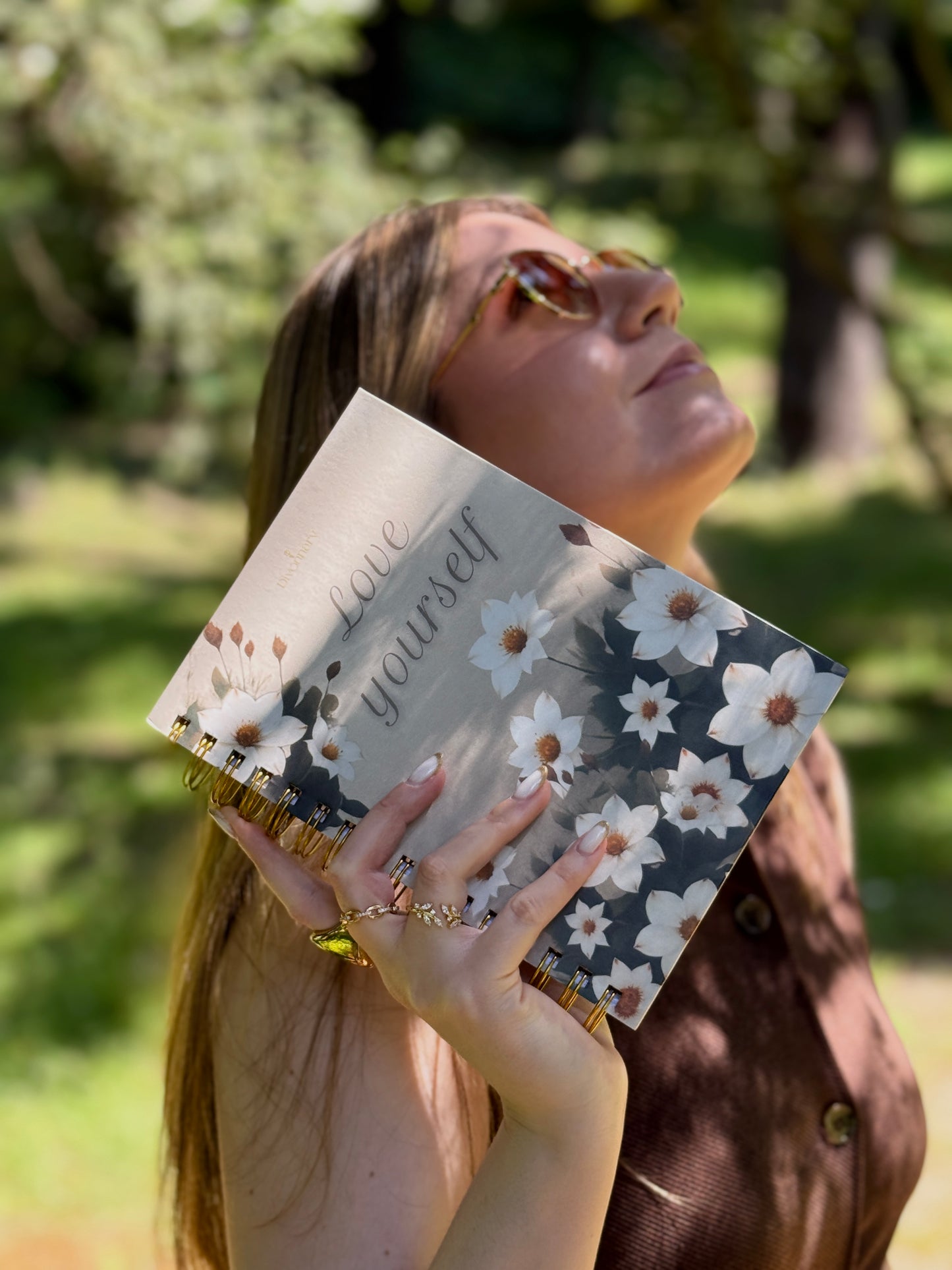 Cuaderno Flores Blancas